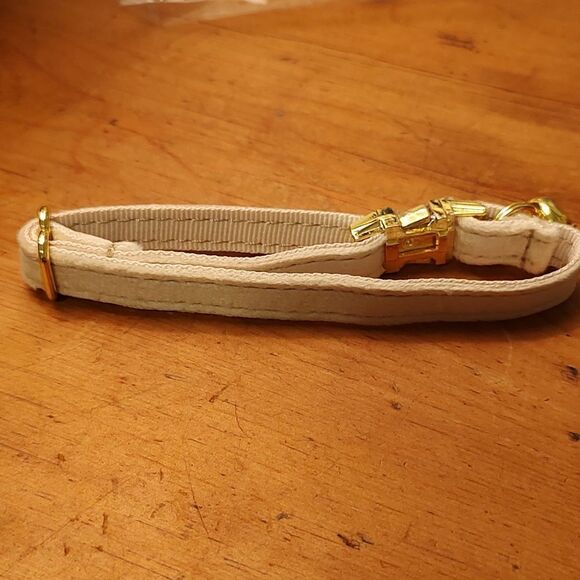 Beige Velvet Adjustable Cat Collar with Gold Bell Breakaway Closure NWOT - Picture 4 of 5